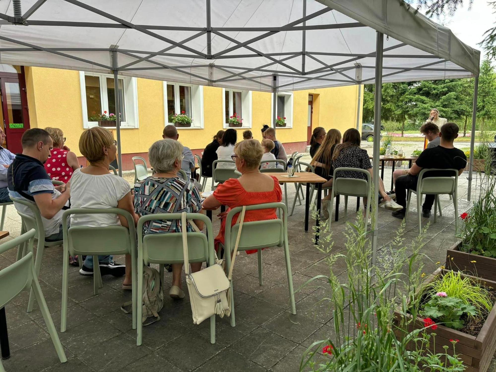 Dom Bez Scian Hotel Gubin Bagian luar foto